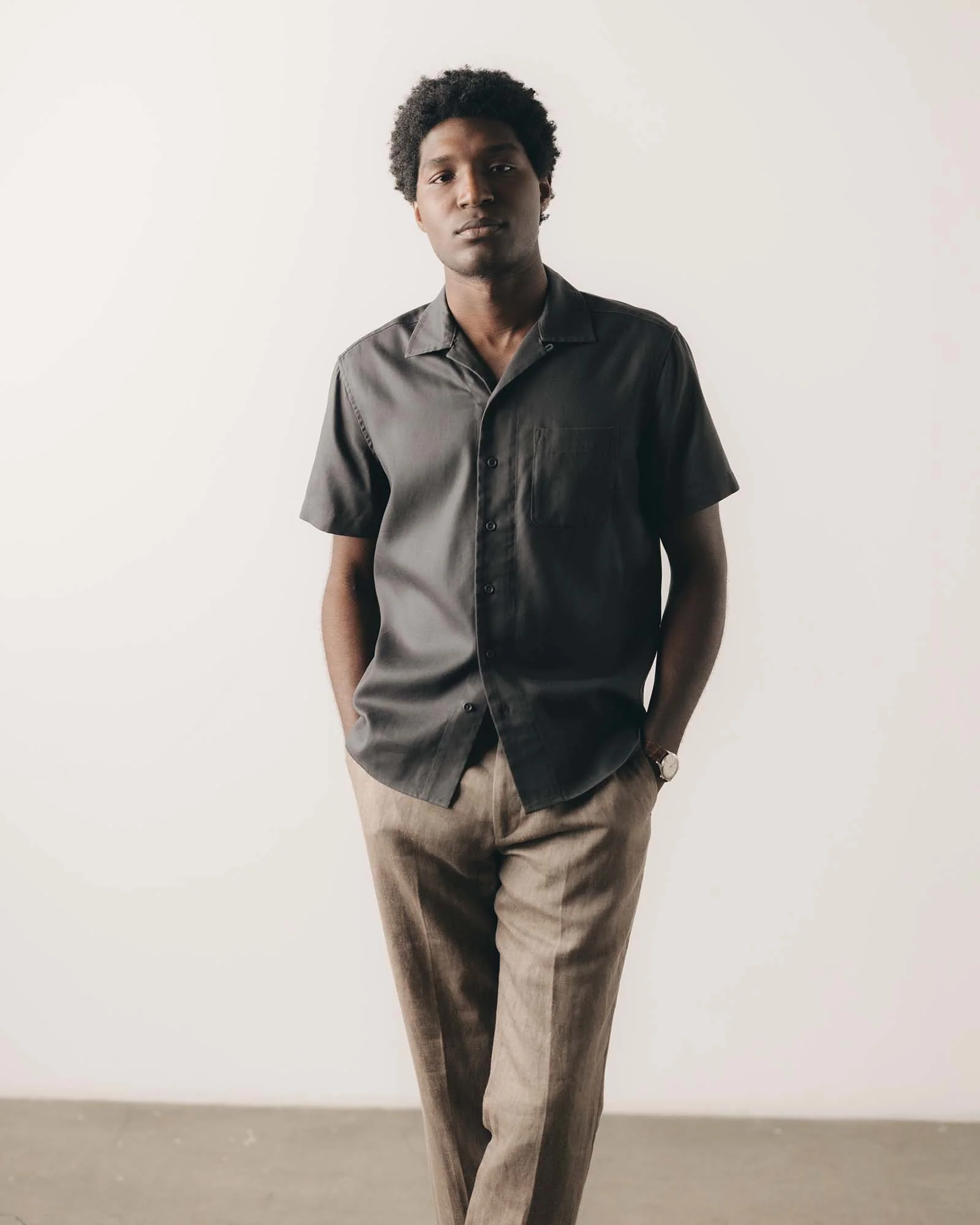 The Hawthorne Shirt in Asphalt - Image 3
