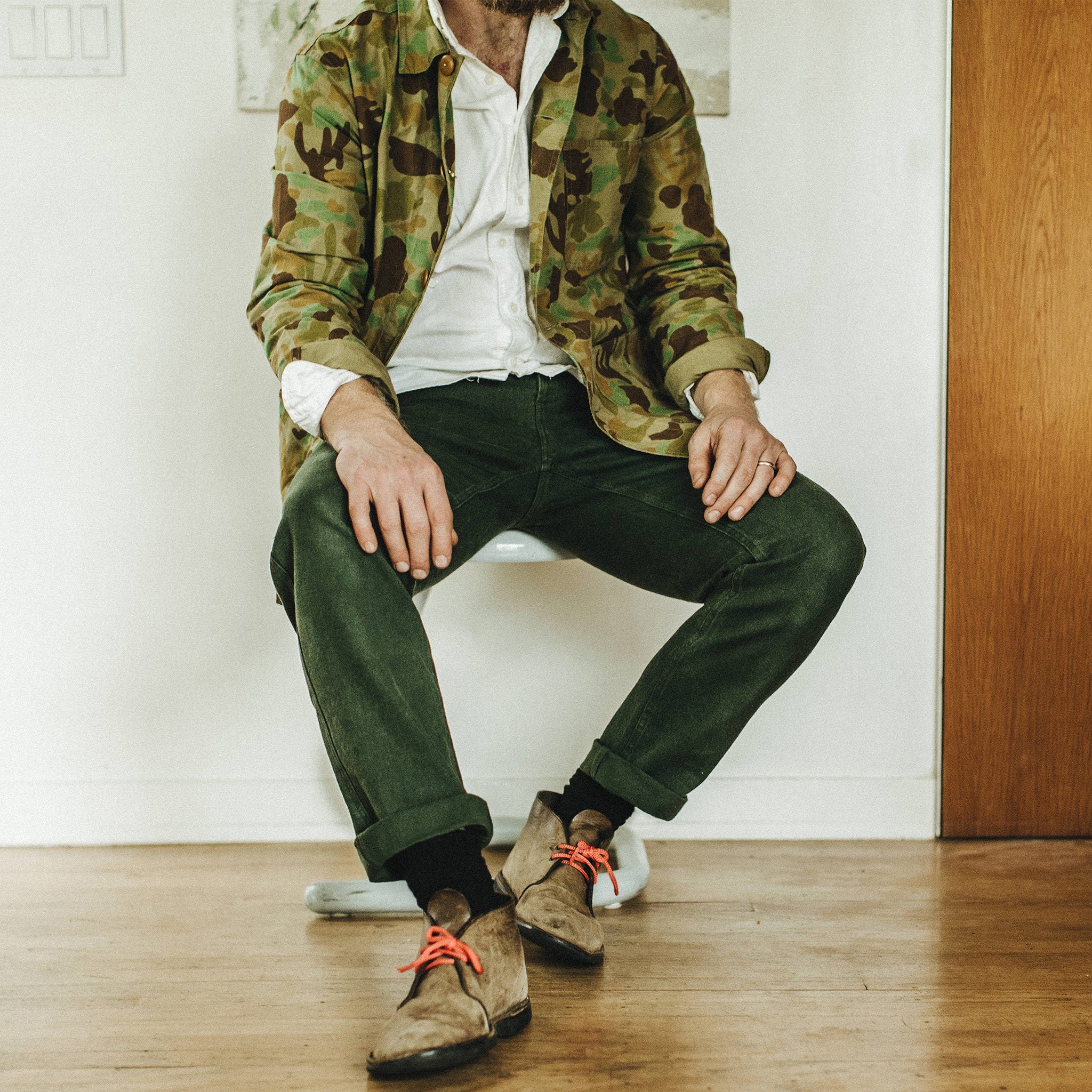 The Camp Pant in Dark Olive Boss Duck - Image 10