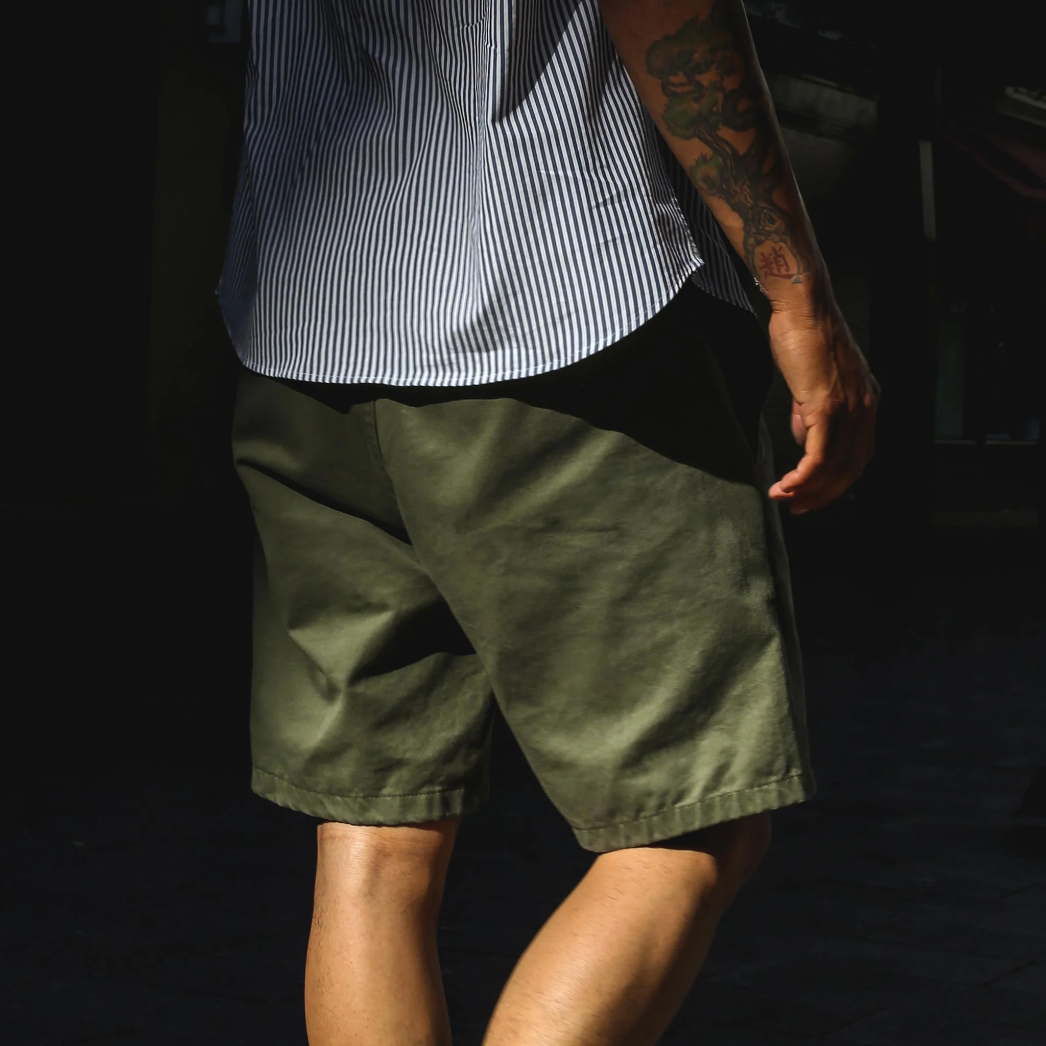 The Travel Short in Army - Image 4