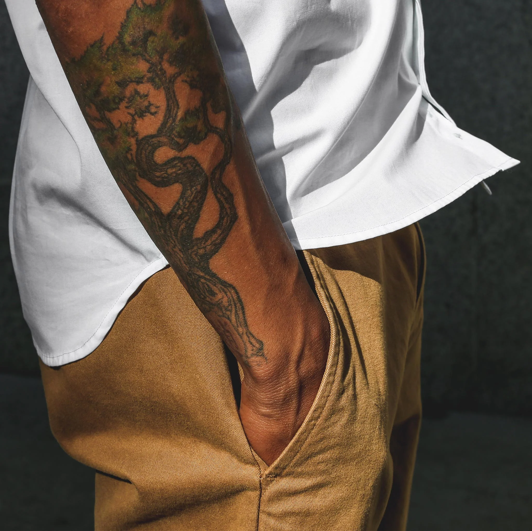 The Travel Short in British Khaki - Image 4